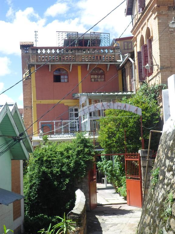 Le Karthala Chambres D'Hotes Antananarivo Exterior photo